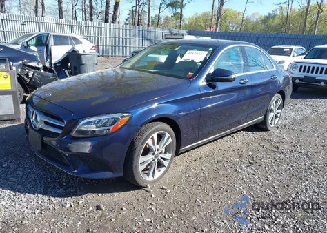 2020 Mercedes-Benz C 300 4Matic z USA, uszkodzony, nr VIN WDDWF8EB9LR561644
